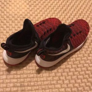 KEVIN DURANT BASKETBALL shoes